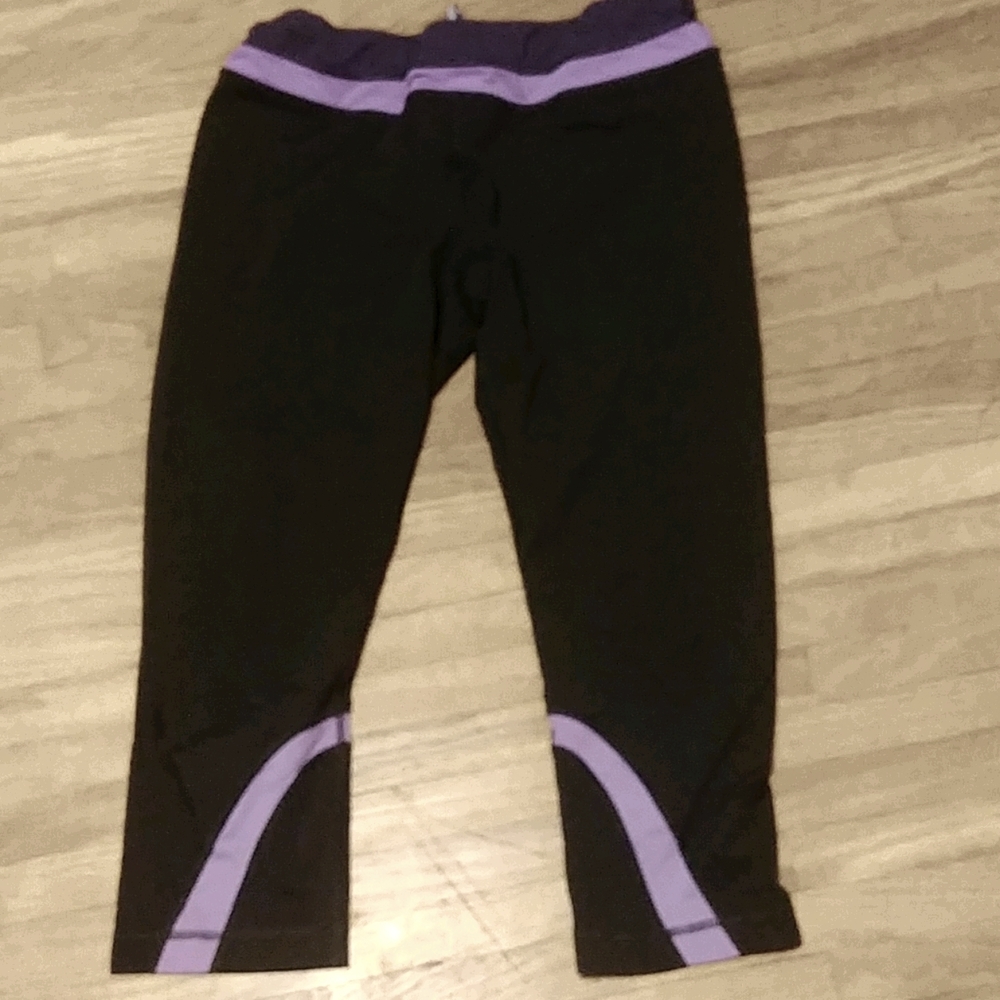 Lululemon crop running pants